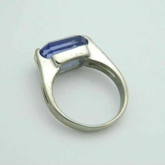 18 KGE Silver Tone Large Purple Glass Rhinestone - Picture 4 of 5